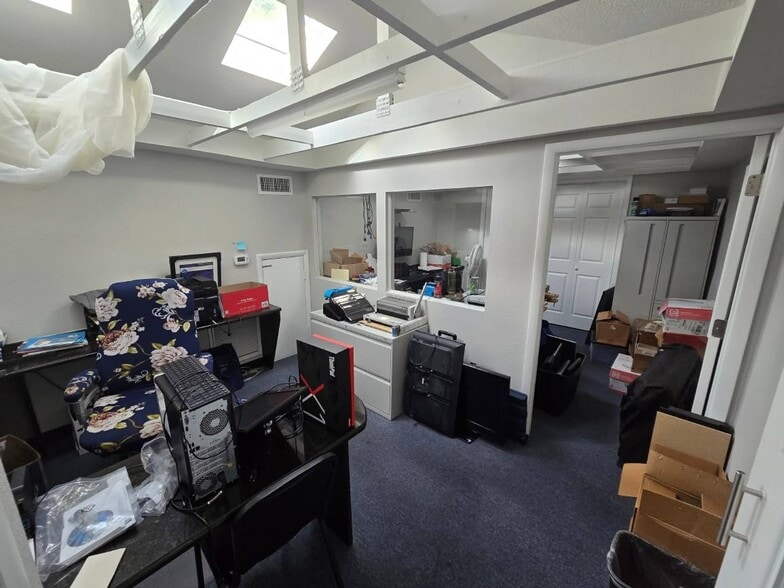 More Photos Of 4202-4204 W Linebaugh Ave, Tampa Medical For Sale