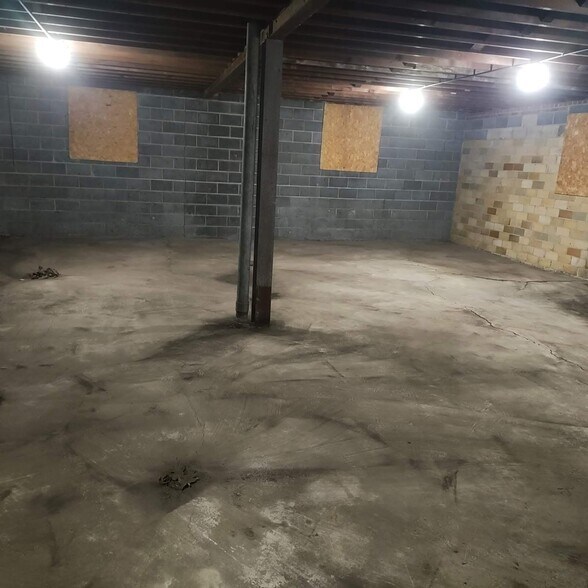 More Photos Of 41 Howard Ave, Binghamton Office Residential For Lease