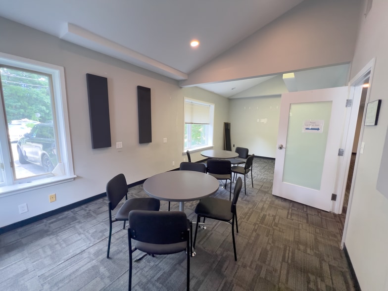 More Photos Of 210 Whiting St, Hingham Office For Lease