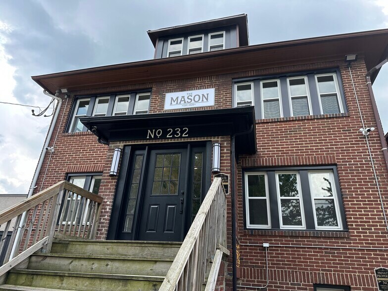 More Photos Of 232 Cole Ave, Akron Apartments For Sale