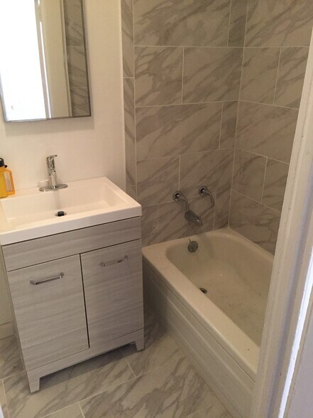 More Photos Of 141-143 Main St, Hackettstown Storefront Retail Residential For Sale