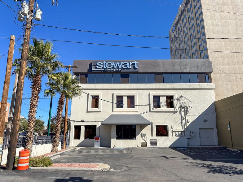 Primary Photo Of 415 N Mesa St, El Paso Office For Lease