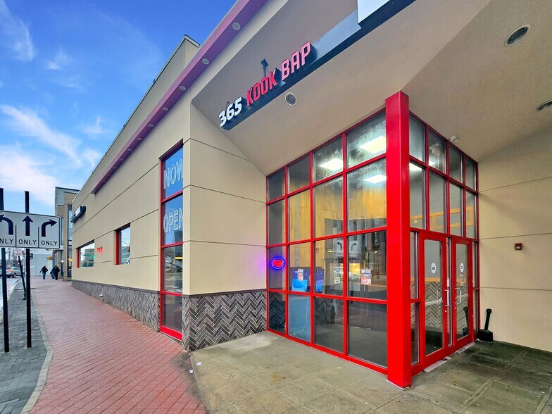 More Photos Of 1638-1642 Schlosser St, Fort Lee Unknown For Lease