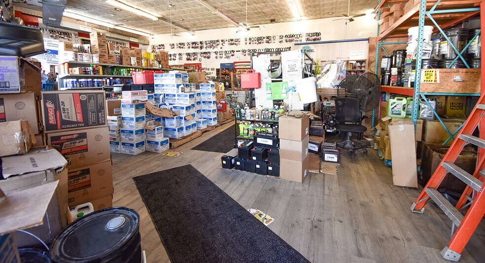 More Photos Of 2901 Minnesota Ave SE, Washington Freestanding For Sale