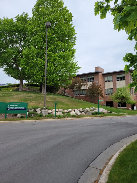 Primary Photo Of 4020 Copper View, Traverse City Medical For Lease