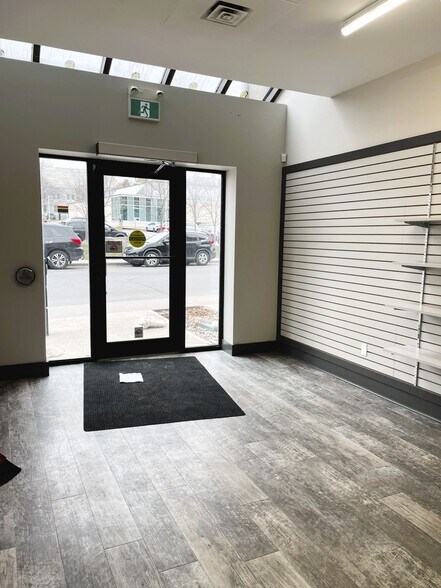 More Photos Of 119 Barrack St, Kingston Office For Lease