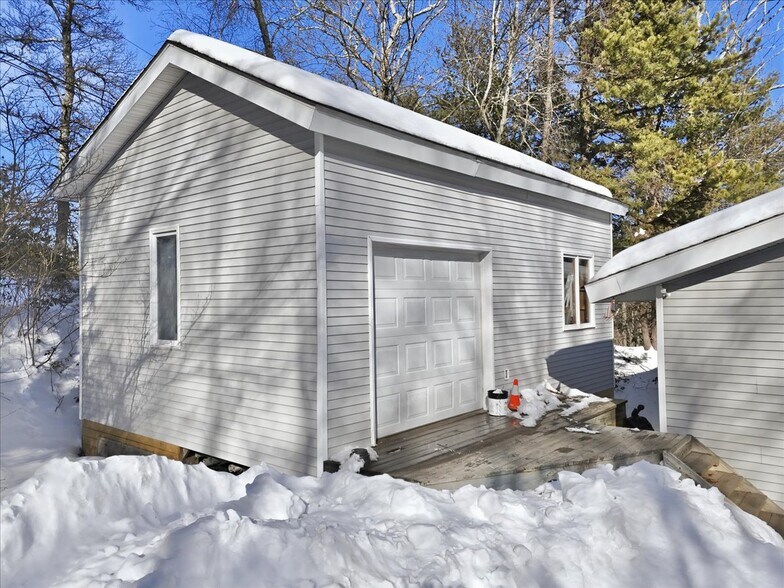 More Photos Of 647 Route 739, Lords Valley Office For Sale