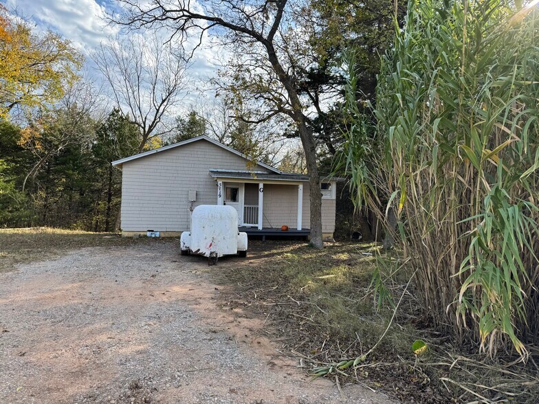 More Photos Of 900 Fairgrounds Rd, Stillwater Apartments For Sale