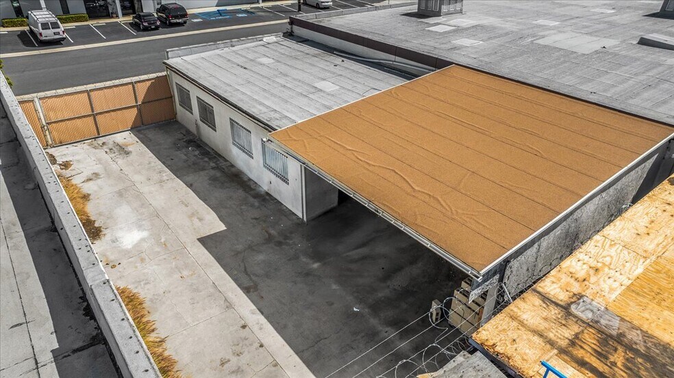 More Photos Of 1409 E St. Gertrude Pl, Santa Ana Warehouse For Sale