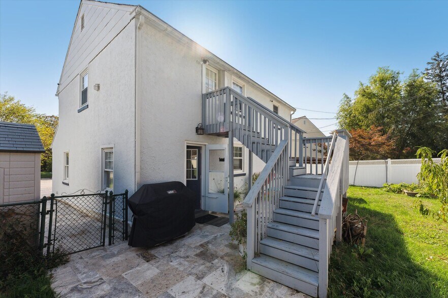 More Photos Of 419 N York Rd, Hatboro Office Residential For Sale