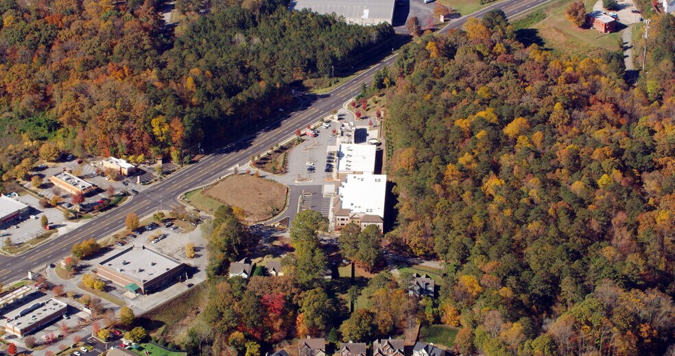 More Photos Of 799 Veterans Memorial Hwy SE, Mableton Self Storage For Lease