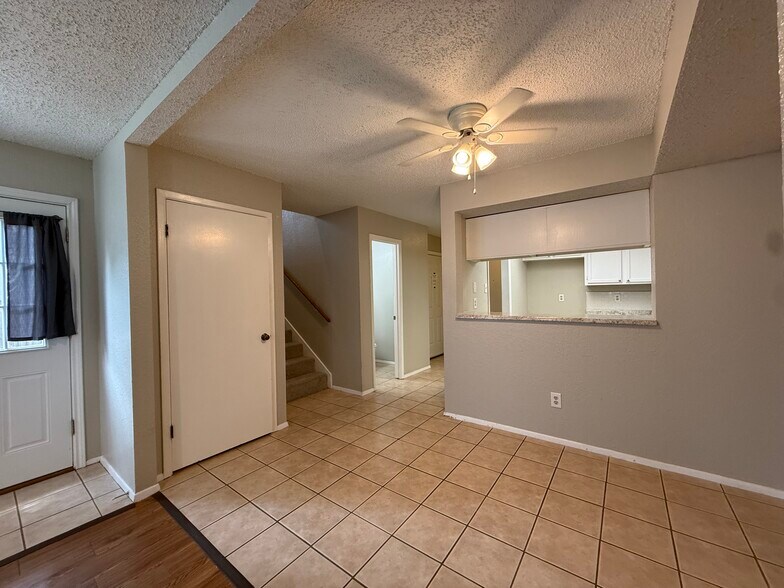 More Photos Of 12307 Deer Falls Dr, Austin Apartments For Sale