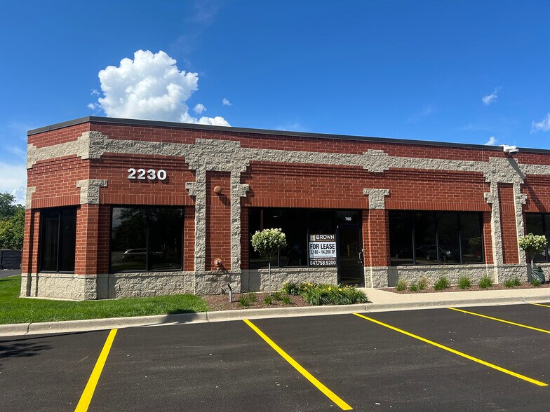 More Photos Of 2230 Point Blvd, Elgin Office Residential For Lease