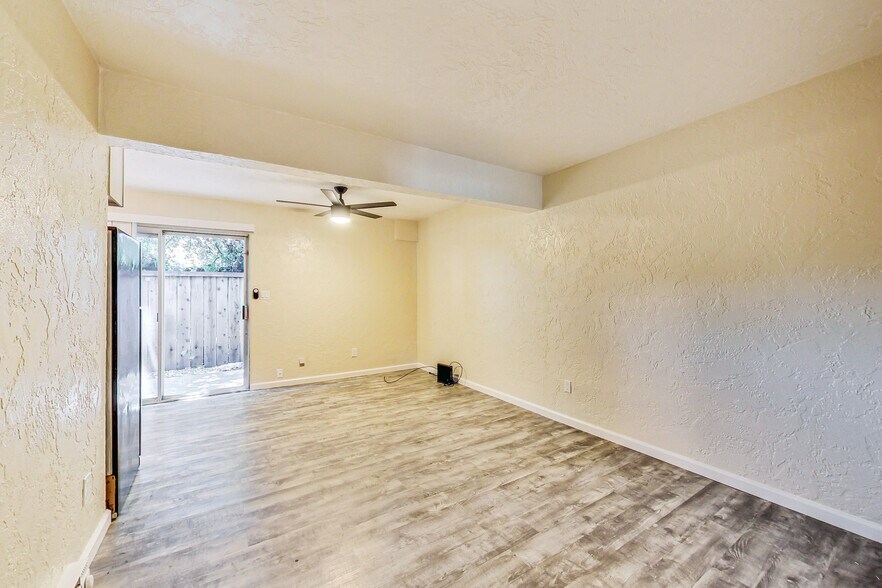 More Photos Of 3257 Delaware St, Oakland Apartments For Sale