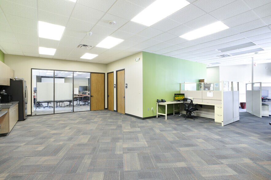 More Photos Of 5404 Wurzbach Rd, San Antonio Office For Sale