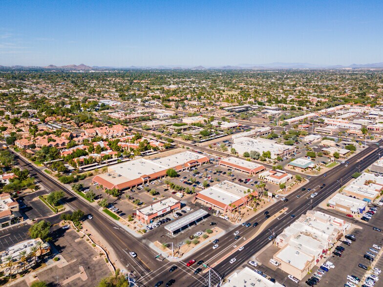 More Photos Of 10300-10320 N Scottsdale Rd, Scottsdale General Retail For Lease