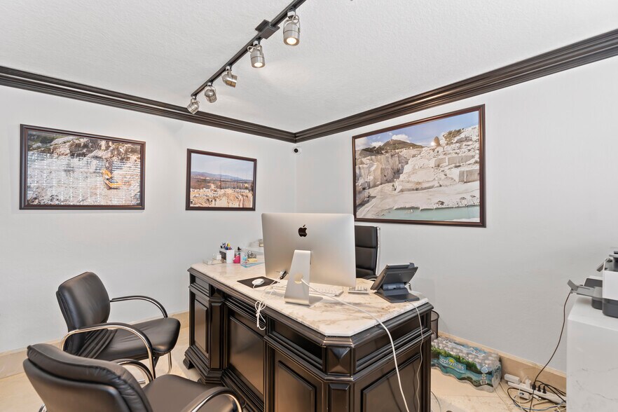 More Photos Of 990 NW 13th Ter, Fort Lauderdale Warehouse For Sale