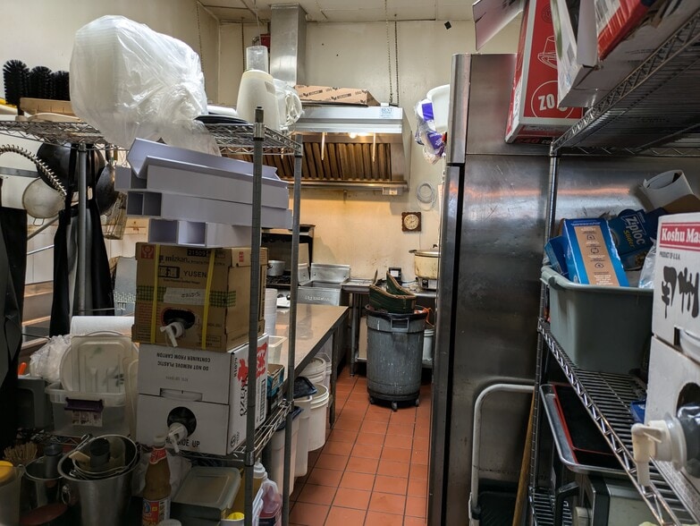 More Photos Of 476 W Los Angeles Ave, Moorpark Auto Repair For Lease