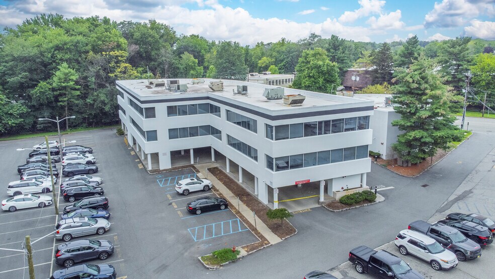 More Photos Of 310 Passaic Ave, Fairfield Office For Sale