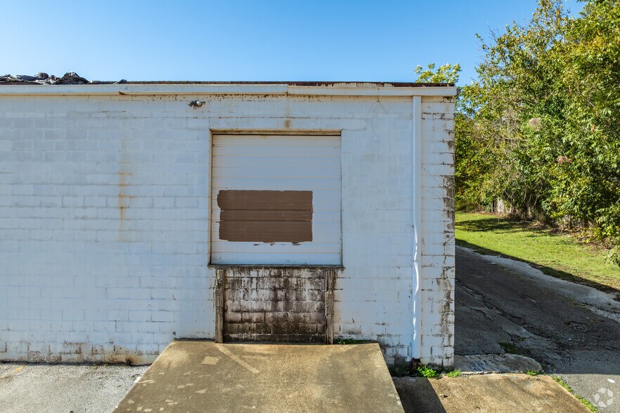 More Photos Of 4594 Yale Rd, Memphis General Retail For Sale