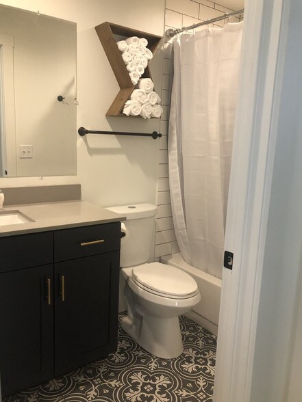 More Photos Of 643-657 S 700 E, Salt Lake City Apartments For Sale