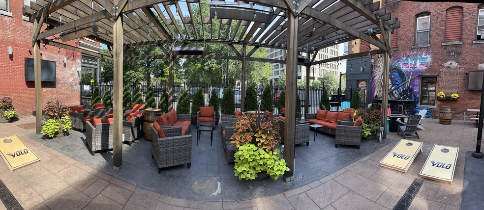 More Photos Of 64 Franklin St, Worcester Storefront Retail Residential For Lease