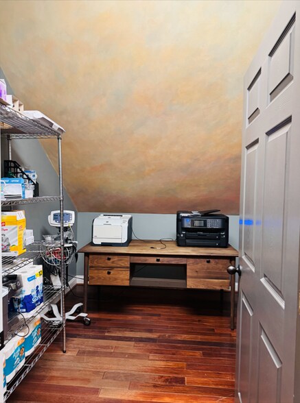 More Photos Of 125c Wappoo Creek Drive, Charleston Office For Lease