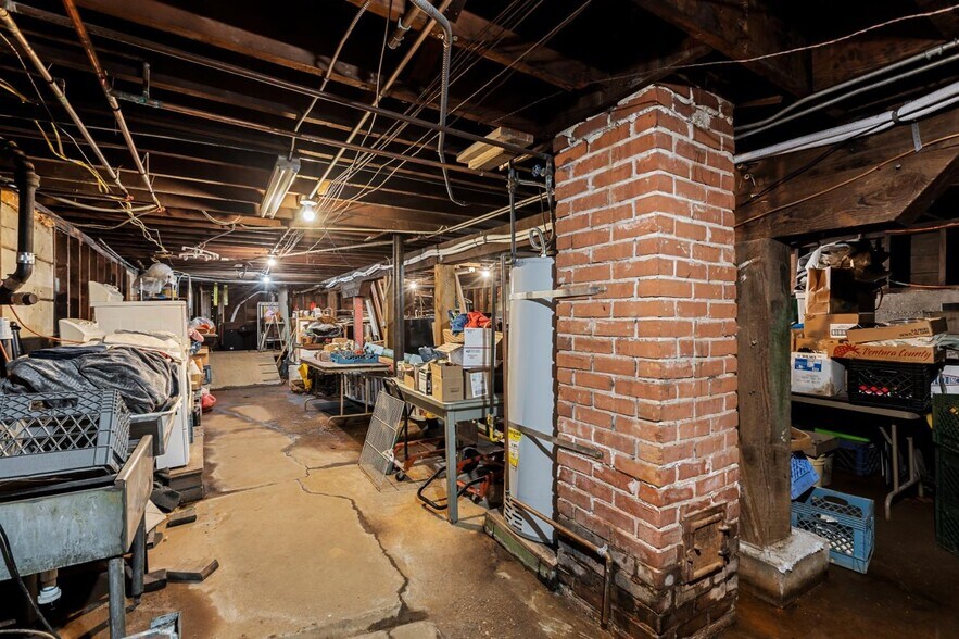 More Photos Of 535 Mill St, Grass Valley Restaurant For Sale