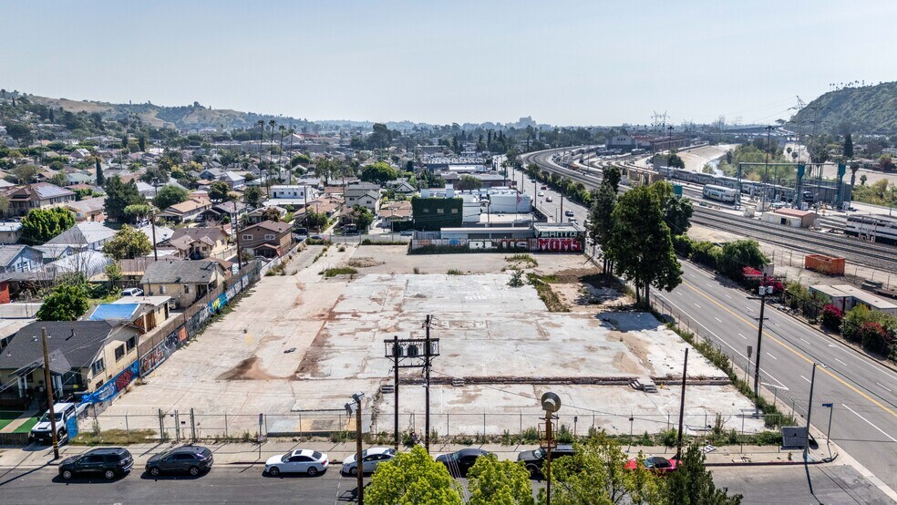 More Photos Of 1150 N San Fernando Rd, Los Angeles Land For Sale