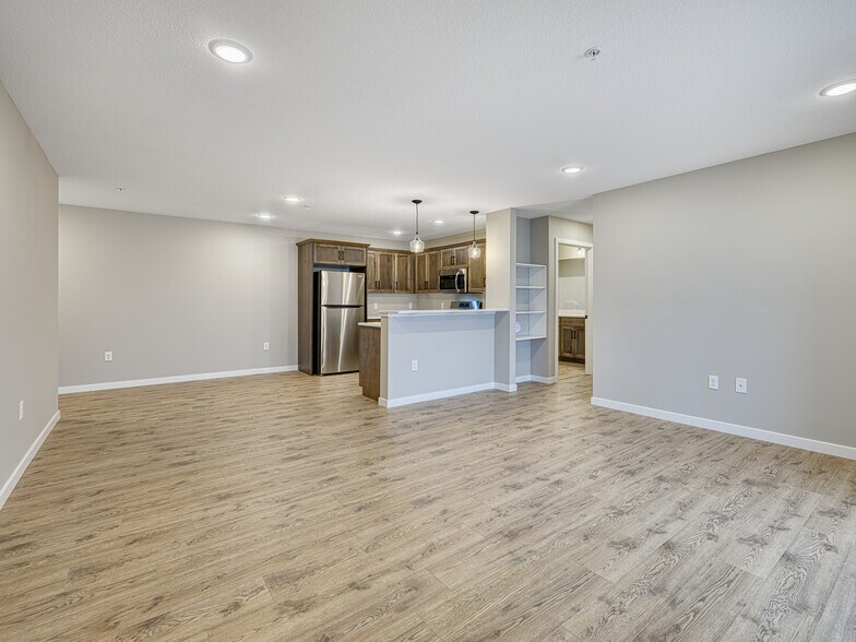 More Photos Of 102 Ridge Rd, Osceola Apartments For Sale