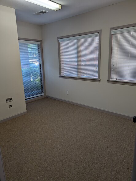 More Photos Of 722 Crossover Ln, Memphis Medical For Lease