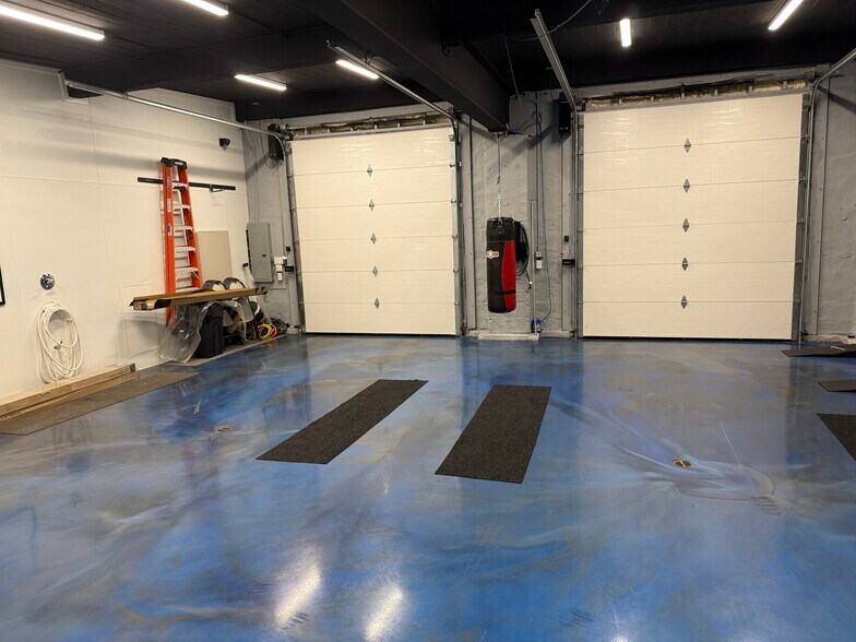 More Photos Of 334-344 Carpenter St, Providence General Retail For Lease