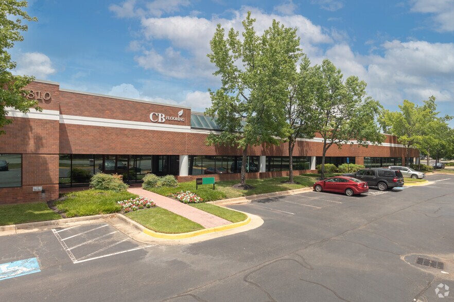 More Photos Of 3810 Concorde Pky, Chantilly Light Distribution For Lease