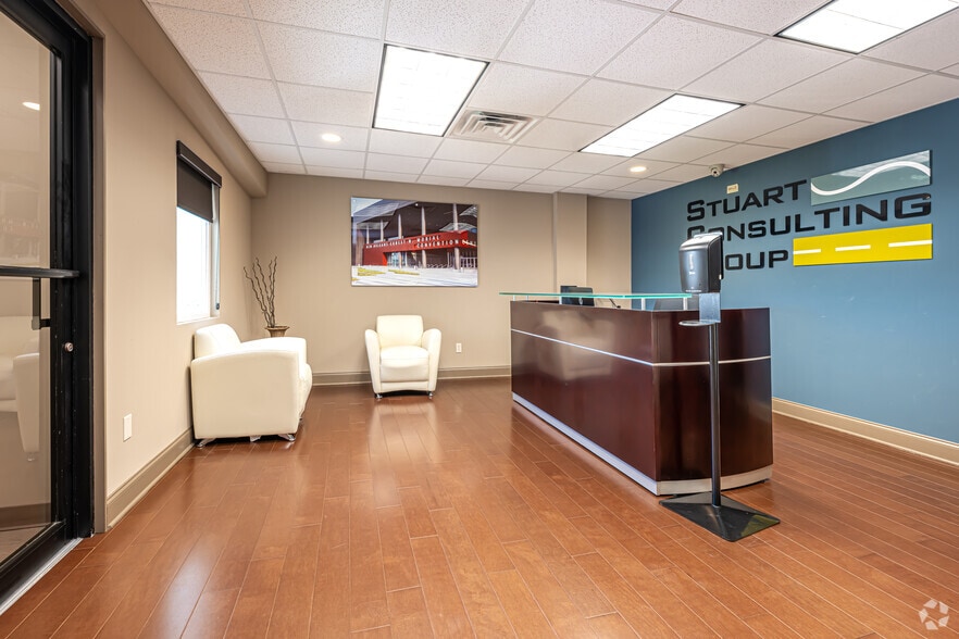 More Photos Of 1018 Central Ave, Metairie Service For Lease