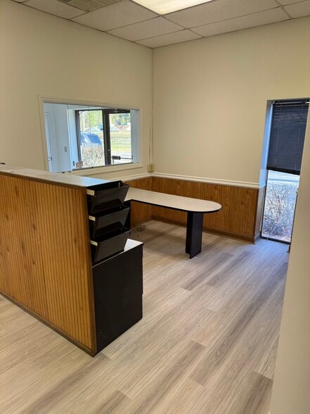 More Photos Of 5025 Old York Rd, Rock Hill Distribution For Lease