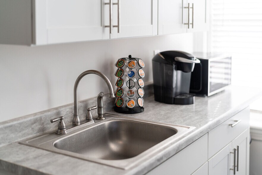 More Photos Of 30 Ladd Rd, Fishersville Office For Sale