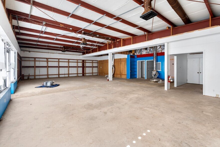 More Photos Of 1620 Cypress Dr, Jupiter Warehouse For Sale