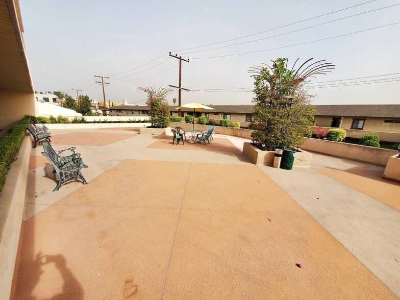 More Photos Of 430 S Garfield Ave, Alhambra Office For Sale