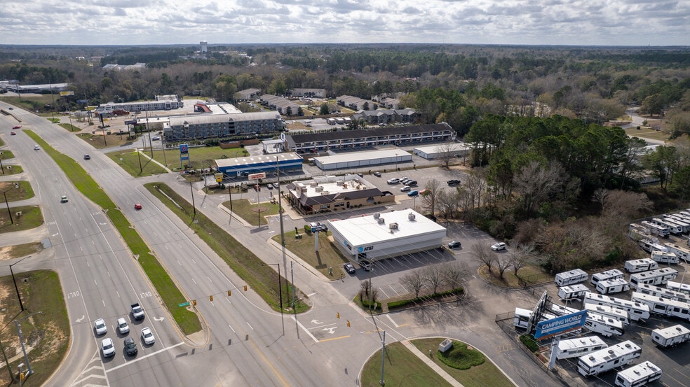 More Photos Of 2927 Ross Clark Cir, Dothan General Retail For Sale