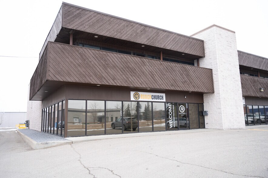 Primary Photo Of 2216 27th Ave NE, Calgary Flex For Lease
