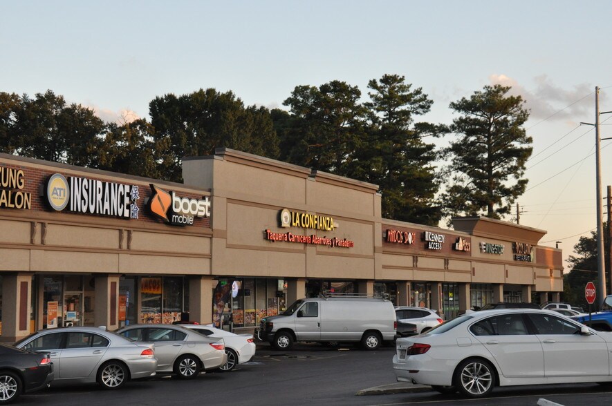 More Photos Of 5053-5095 Buford Hwy NE, Doraville Restaurant For Lease
