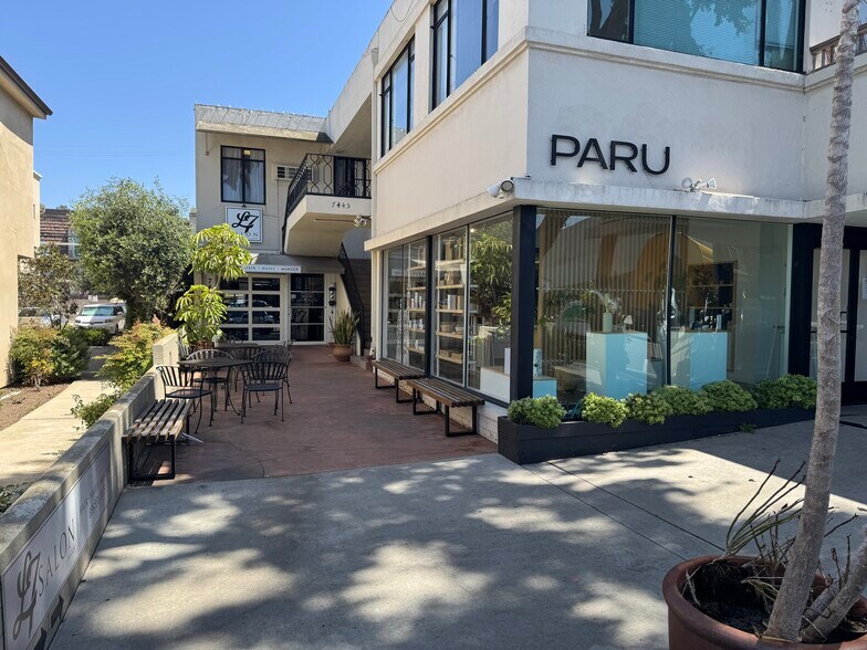More Photos Of 7441-7445 Girard Ave, La Jolla Storefront Retail Office For Lease