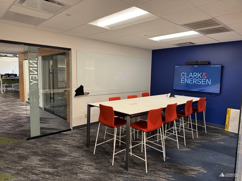 More Photos Of 123-147 N College Ave, Fort Collins Office For Sale