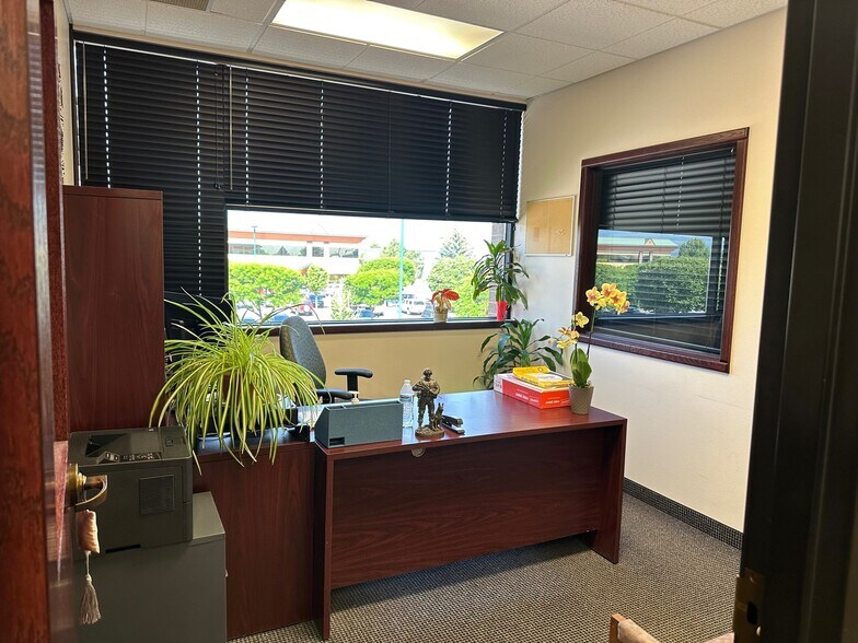 More Photos Of 2675 Palmer St, Missoula Office For Lease