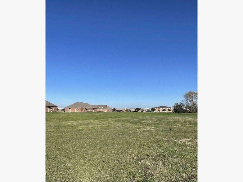 More Photos Of Lake Rd, Lake Jackson Land For Sale