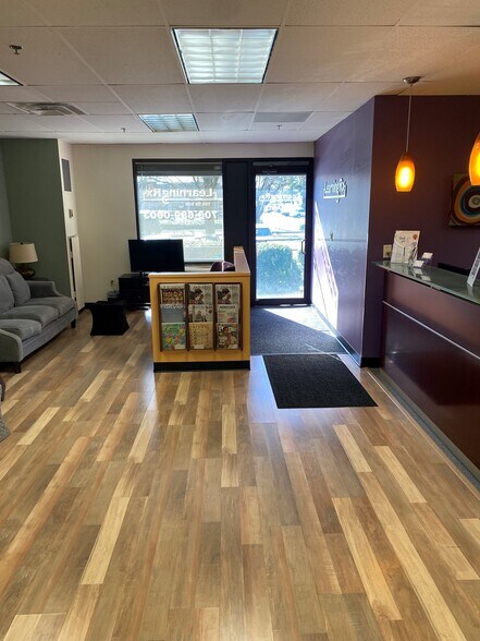 More Photos Of 11260 Roger Bacon Dr, Reston Office For Lease