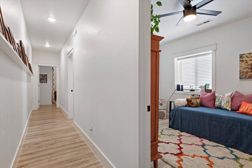 More Photos Of 1905 2nd St, Baker City Storefront Retail Residential For Sale