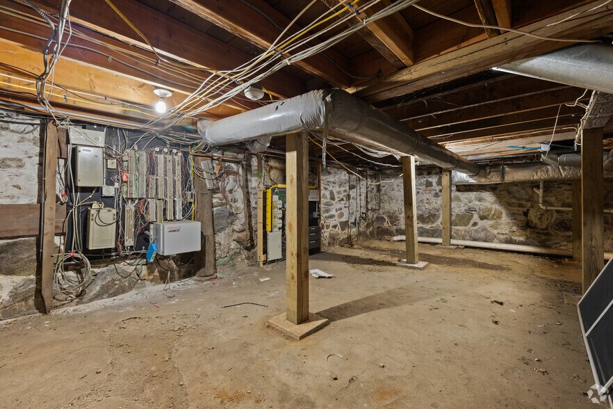 More Photos Of 31 Cherry St, Milford Office For Sale