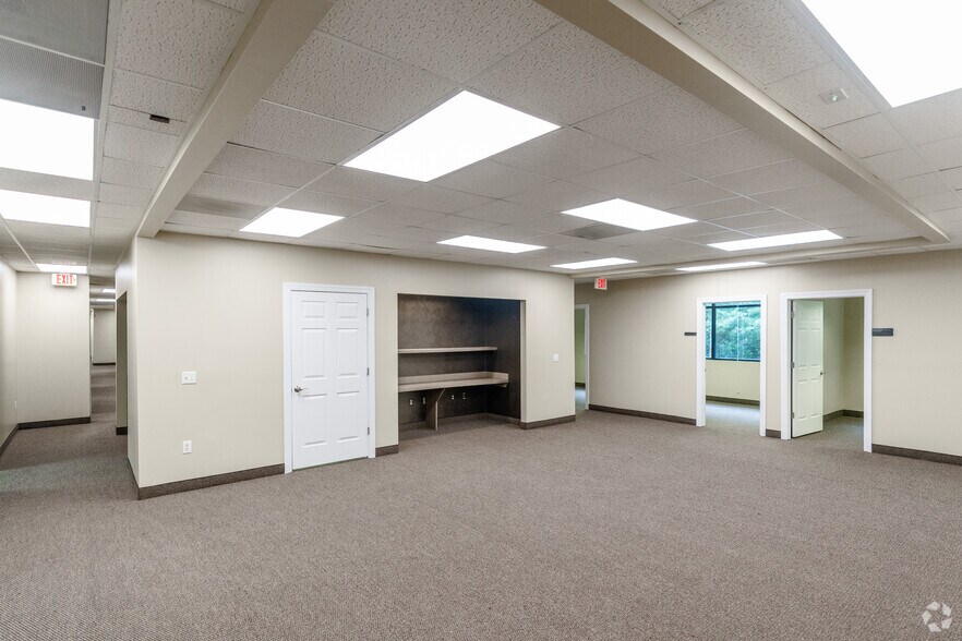 More Photos Of 1520 E Franklin St, Chapel Hill Medical For Sale