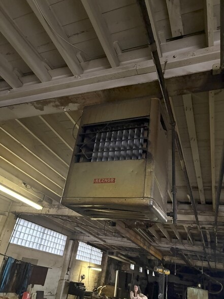More Photos Of 718 E 163rd St, Cleveland Warehouse For Sale